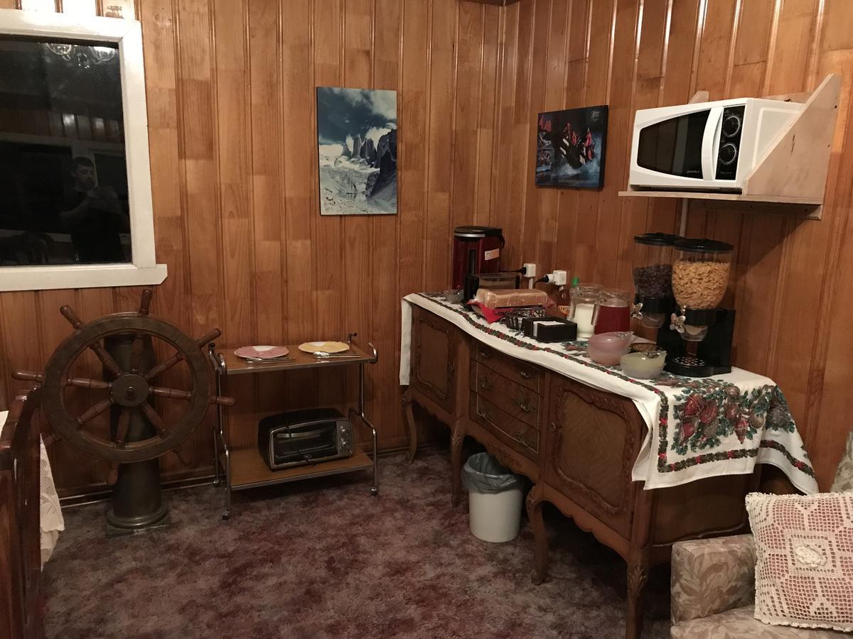Antiguos Bed And Breakfast プエルト・ナタレス エクステリア 写真