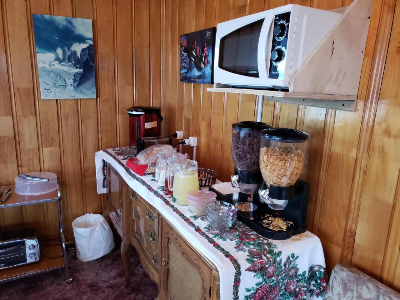 Antiguos Bed And Breakfast プエルト・ナタレス エクステリア 写真
