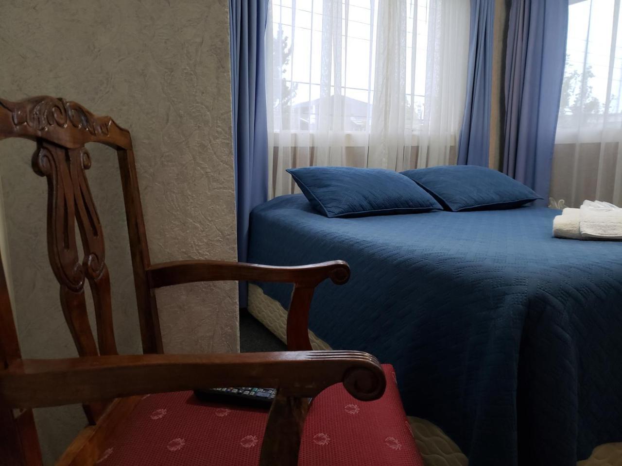 Antiguos Bed And Breakfast プエルト・ナタレス エクステリア 写真