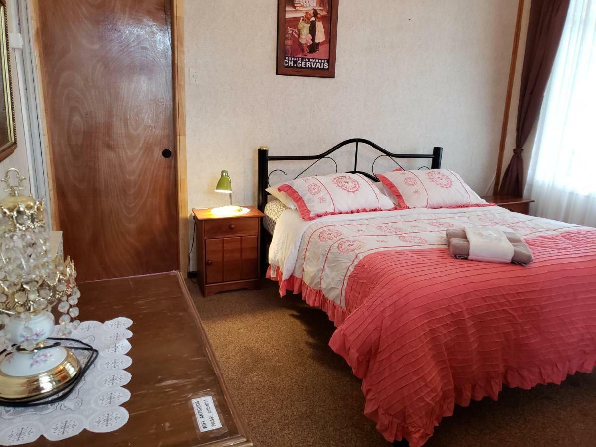 Antiguos Bed And Breakfast プエルト・ナタレス エクステリア 写真